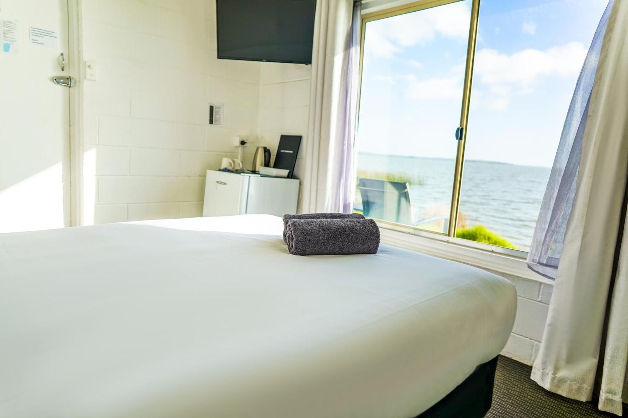 Meningie Waterfront Motel 외부 사진