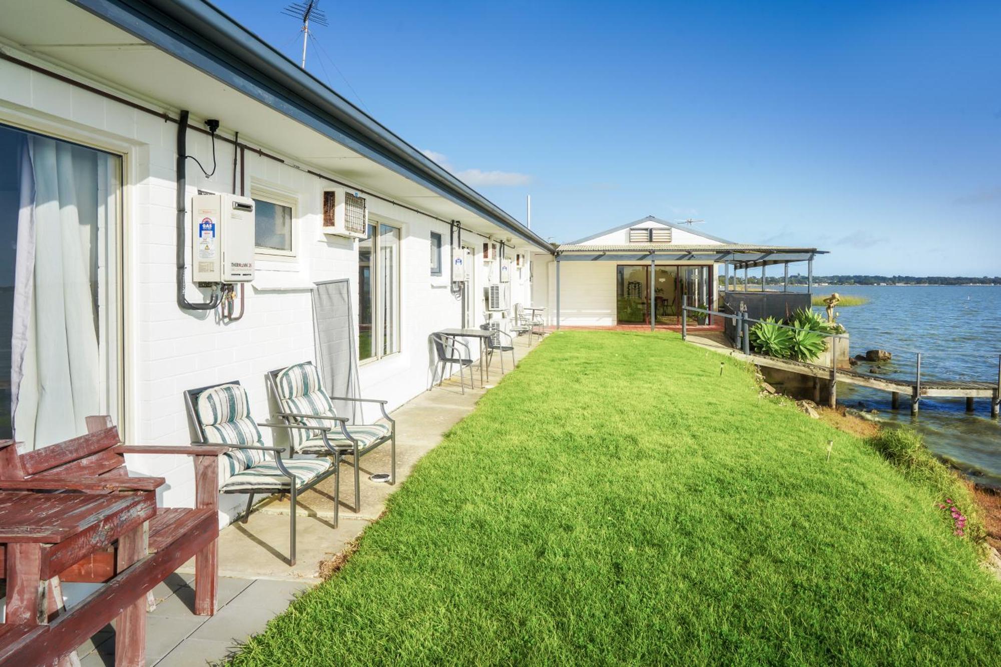 Meningie Waterfront Motel 외부 사진