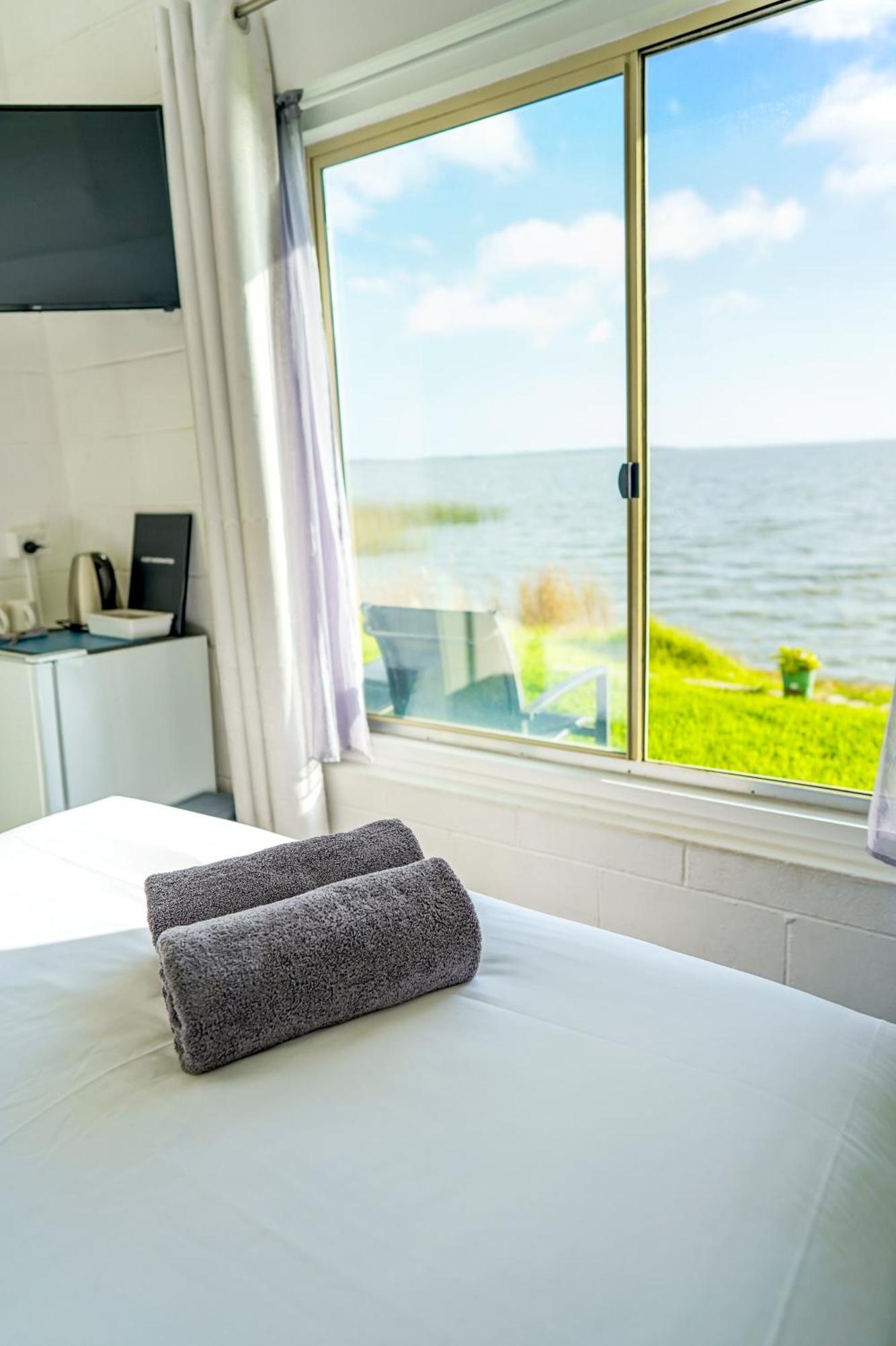 Meningie Waterfront Motel 외부 사진