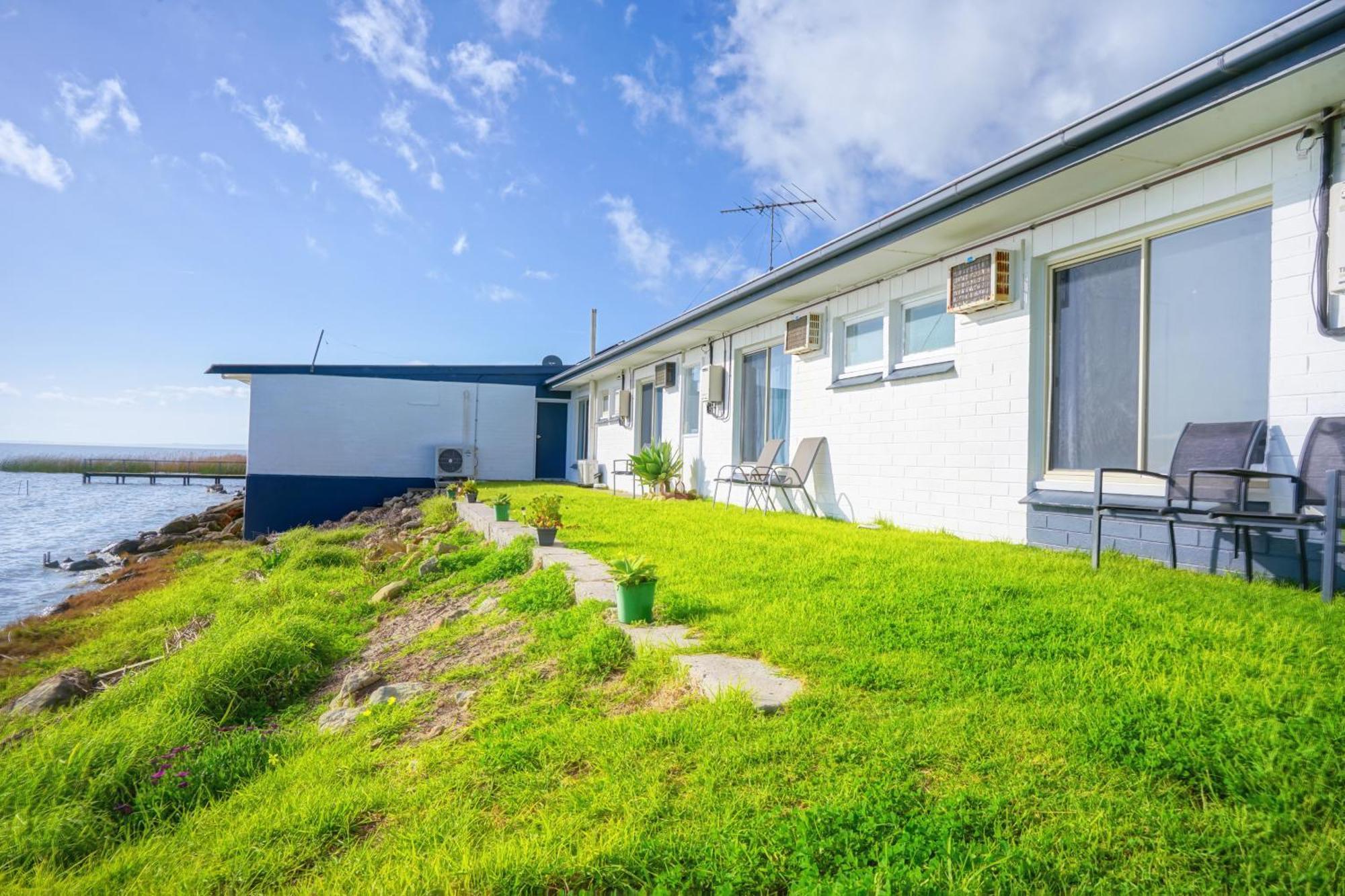 Meningie Waterfront Motel 외부 사진