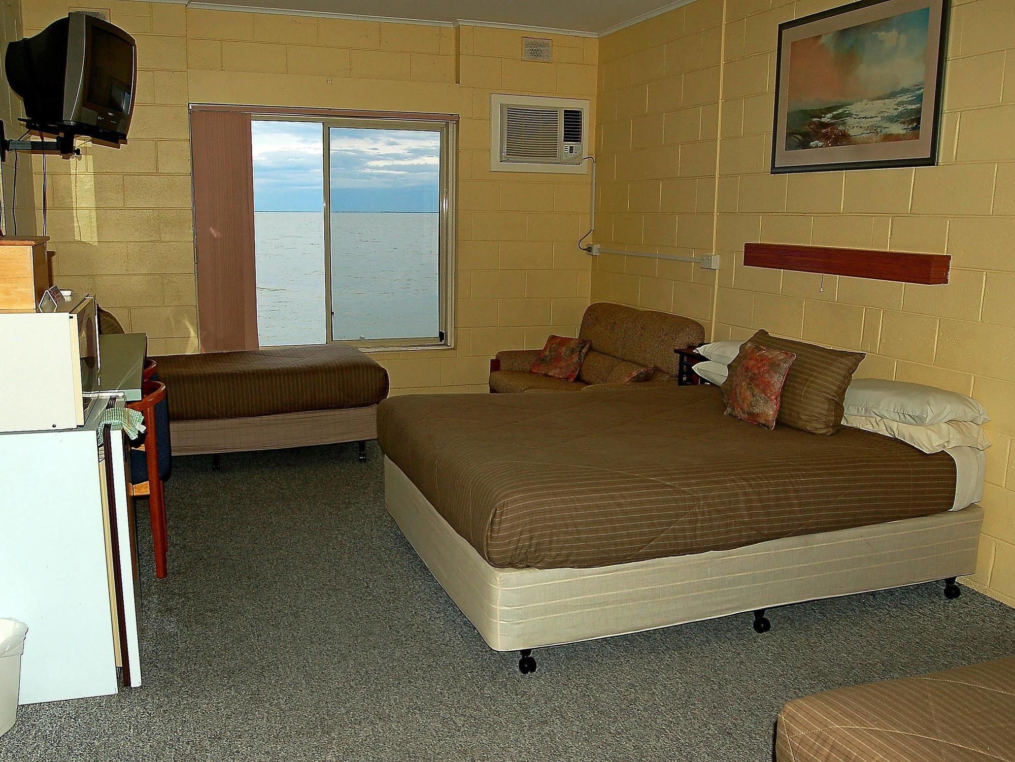 Meningie Waterfront Motel 외부 사진